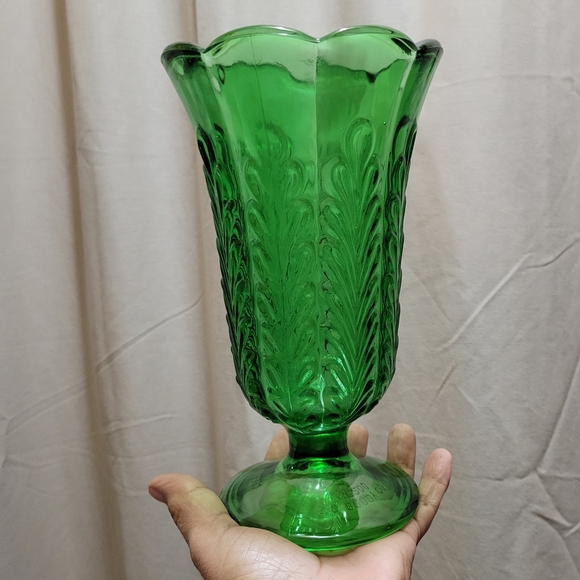 RARE Vintage Avocado Green E.O. Brody Oak Leaf Bouquet Vase - Picture 1 of 3